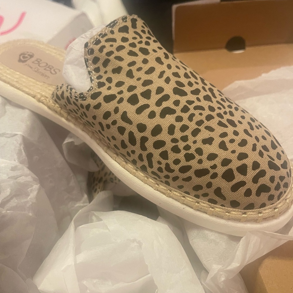 BOBS from Skechers Leopard Print Slip-On Mule in Tan and Black - Picture 2 of 4
